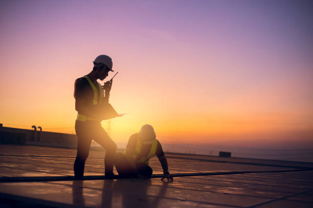 Best Flat Roof Repair Services  in Alton, IA